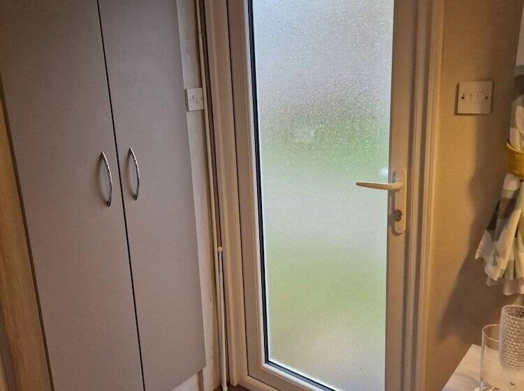 אתר נופש Bird Lake Pastures 2 Bedrooms 2 Baths