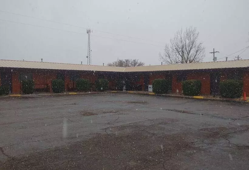 The Yucca Motel And Cabins