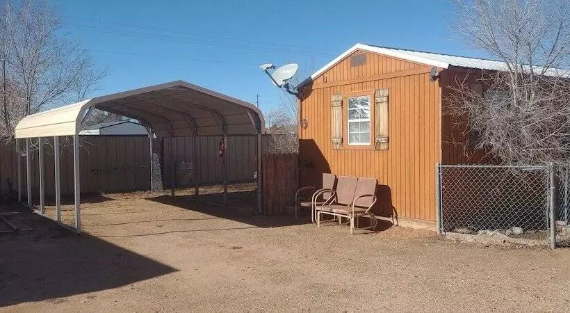 The Yucca Motel And Cabins