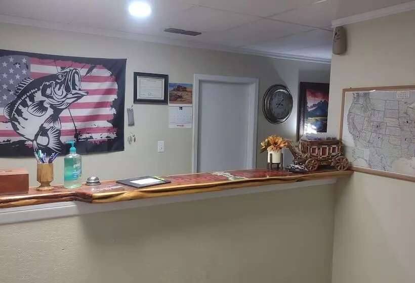 The Yucca Motel And Cabins