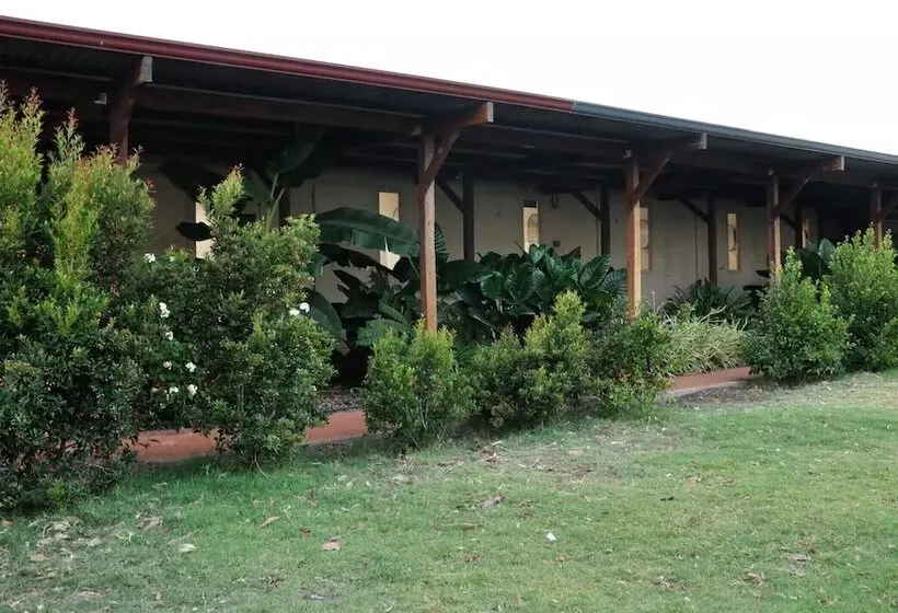 Wilga Farm Stay   Shearer S Shacks   Single
