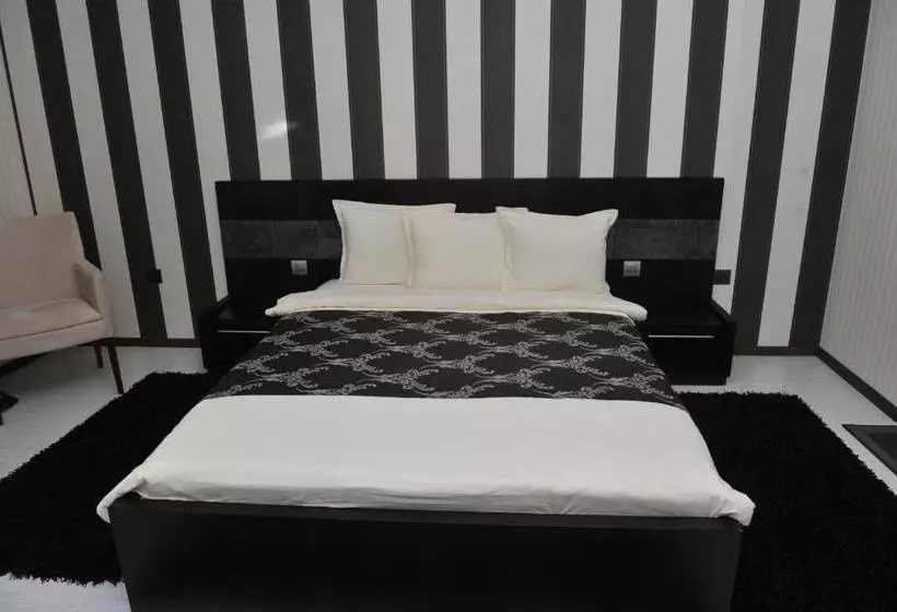 Eros Motel