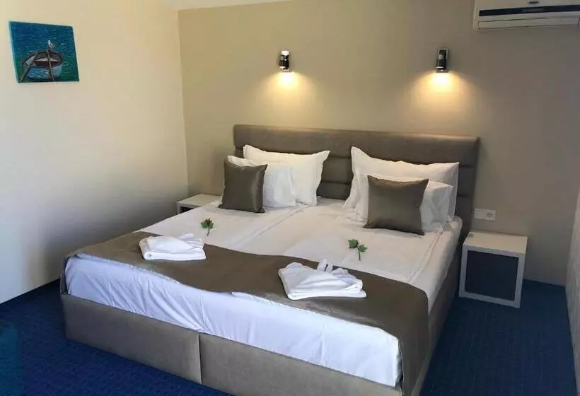 Family Hotel Avenue