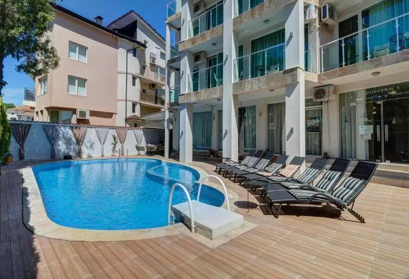 Family Hotel Jupiter