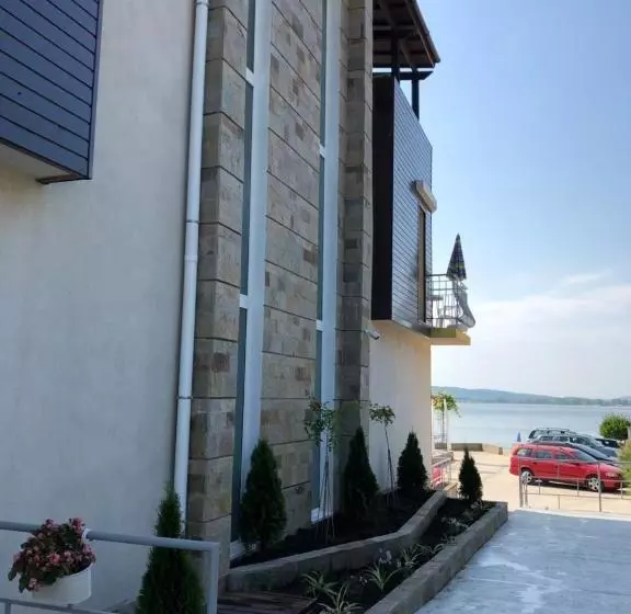 Family Hotel Littoral