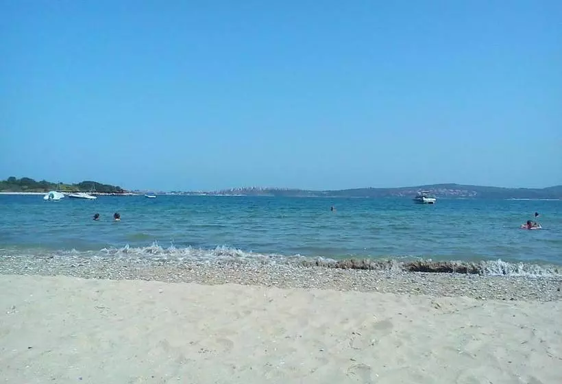 Family Hotel Littoral