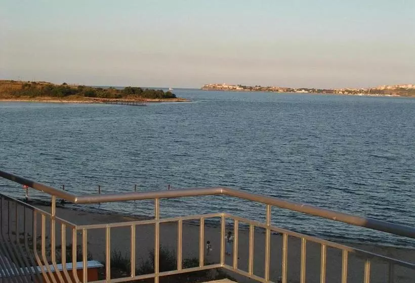 Family Hotel Littoral