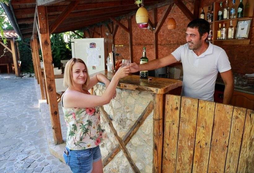 Family Hotel Tropicana