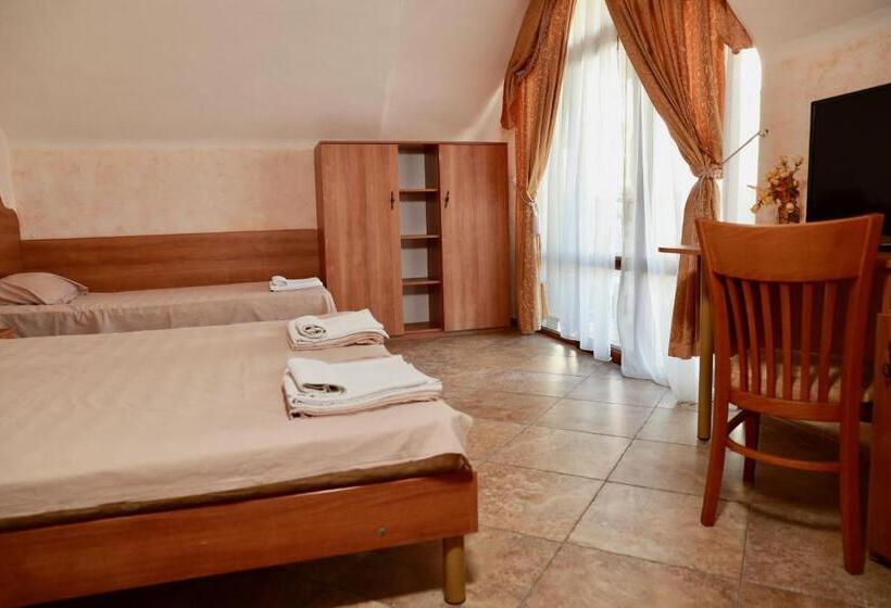 Family Hotel Tropicana