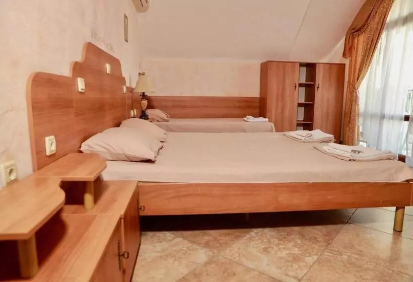 Family Hotel Tropicana