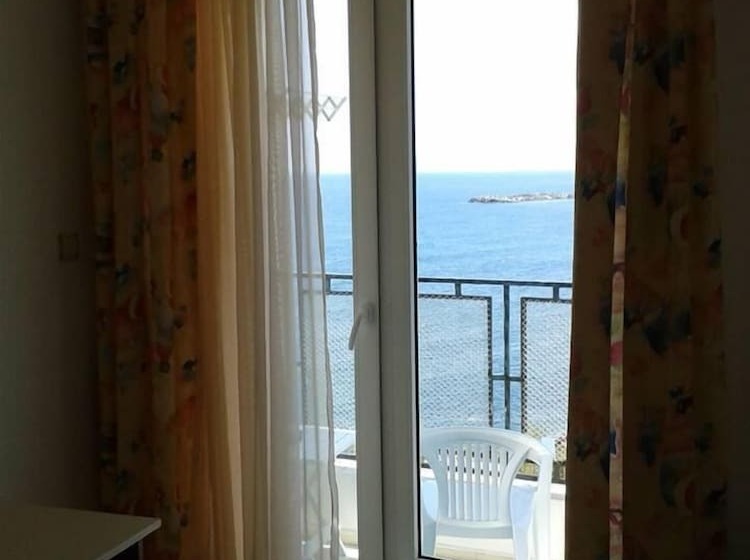 בית מלון כפרי Elit