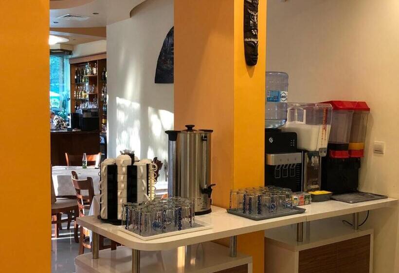 ホテル Sunny Paradise Family