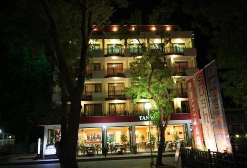 هتل Tanya