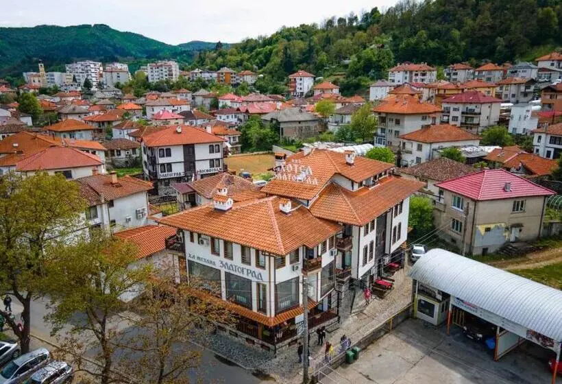 ホテル Zlatograd