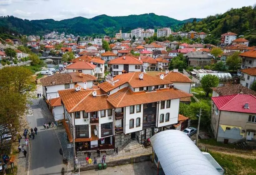 ホテル Zlatograd