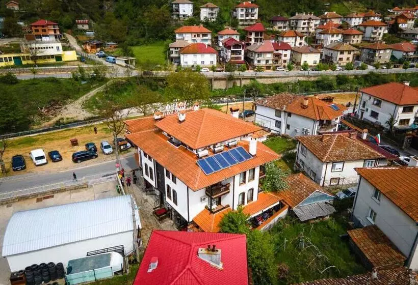 ホテル Zlatograd