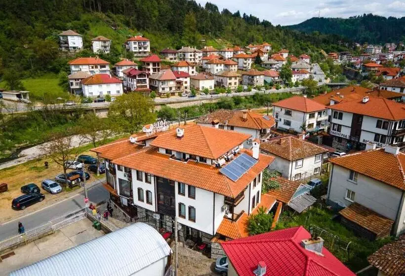 ホテル Zlatograd