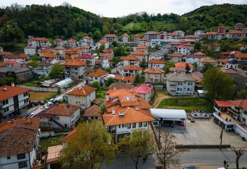 ホテル Zlatograd