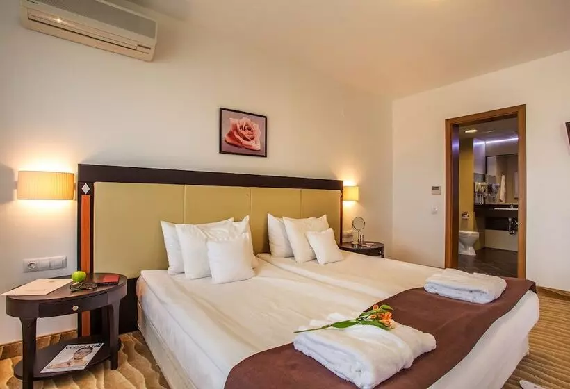 Kamengrad Hotel & Spa