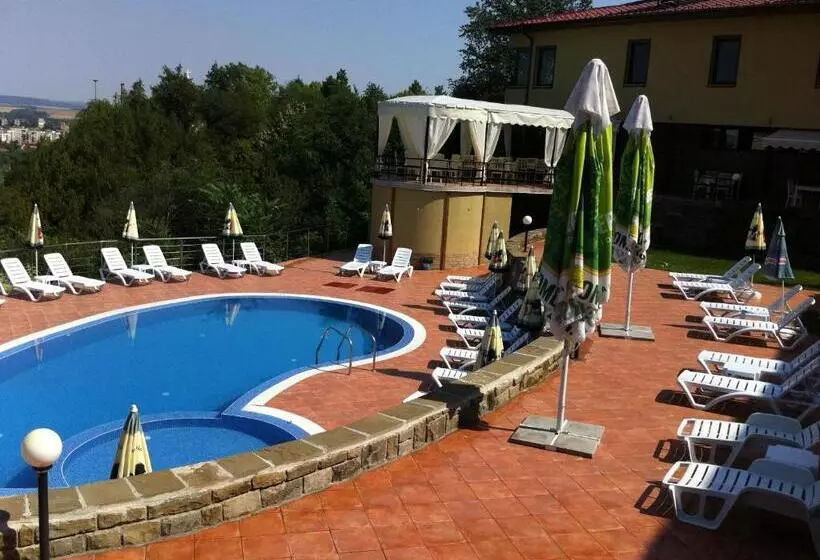 Park Hotel Stratesh