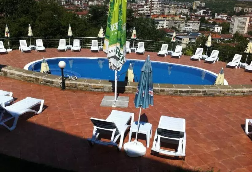 Park Hotel Stratesh