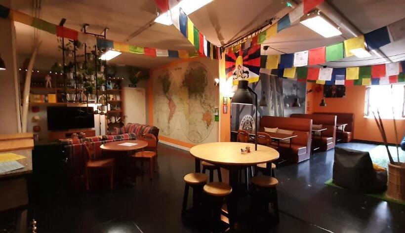 Santander Central Hostel