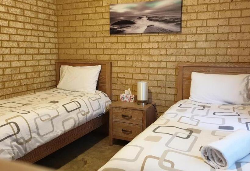 ユースホステル Baywatch Retreat Augusta