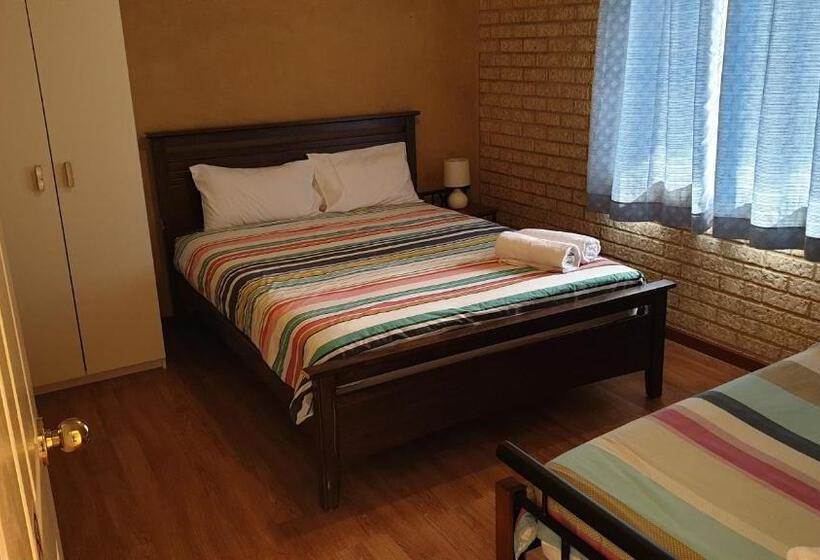 ユースホステル Baywatch Retreat Augusta