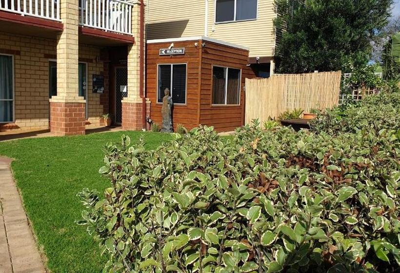 ユースホステル Baywatch Retreat Augusta