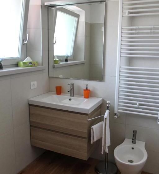 تختخواب و صبحانه Al Sa Di Te