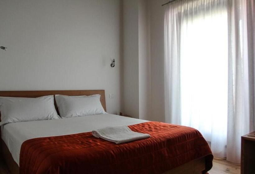 تختخواب و صبحانه Al Sa Di Te