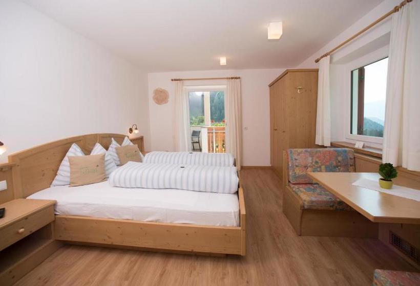 ベッドアンドブレックファースト Pension Talblick