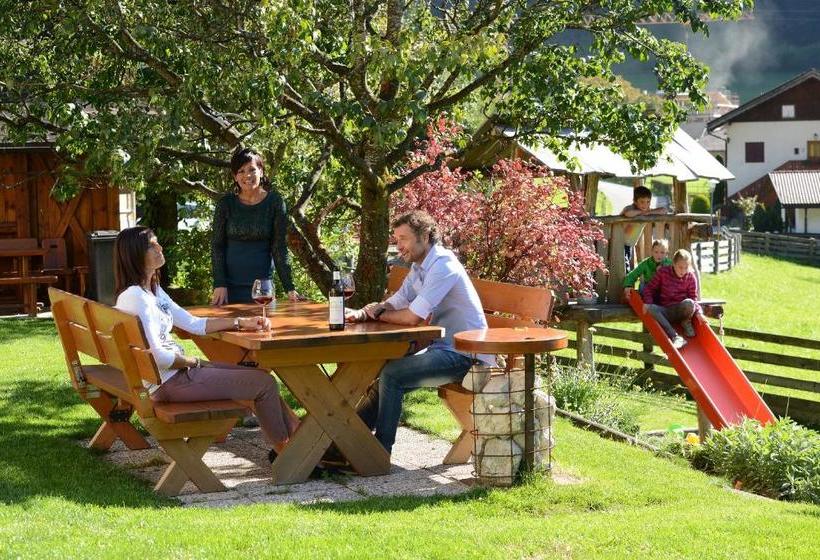 ベッドアンドブレックファースト Pension Talblick