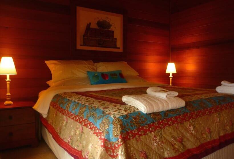 Bed and Breakfast Silverpoint Estate