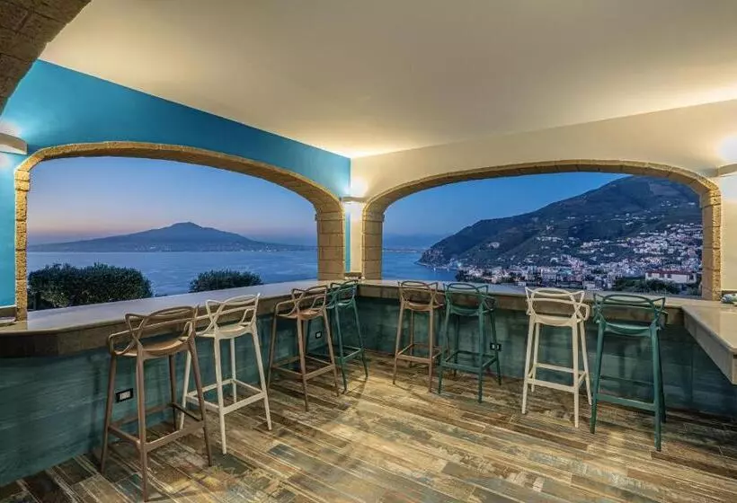 تختخواب و صبحانه Villa Denise