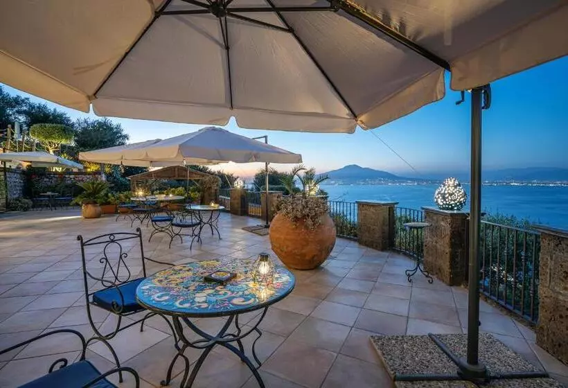 تختخواب و صبحانه Villa Denise