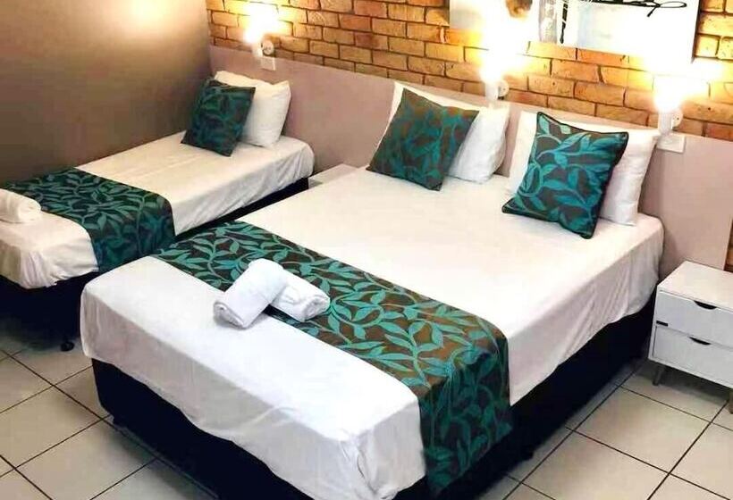 Emerald Highlands Motel