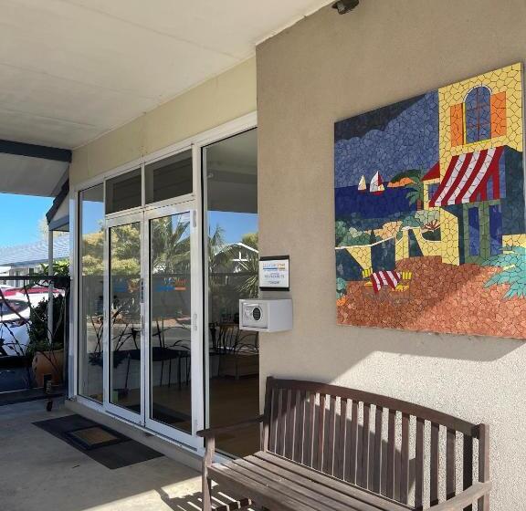 Busselton Gale Street Motel & Villas