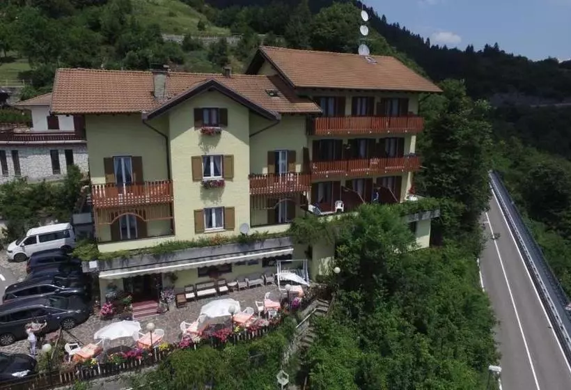 Hotel Aurora