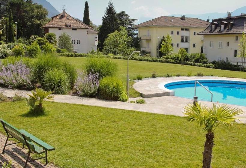 בית מלון כפרי Filipinum