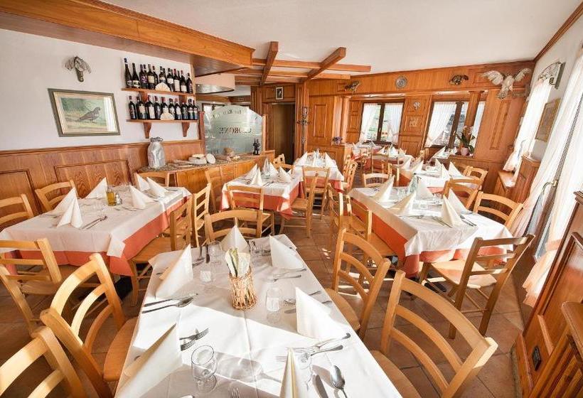 בית מלון כפרי Gallo Cedrone