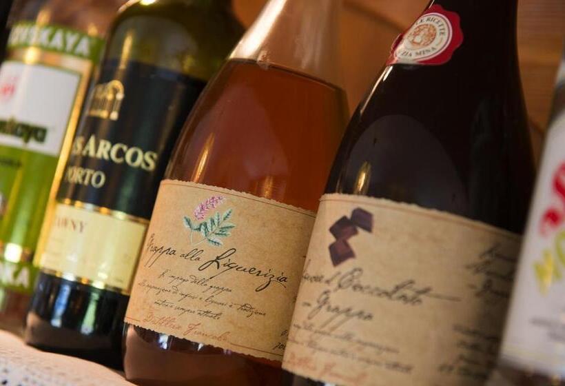 בית מלון כפרי Gallo Cedrone