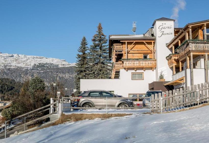 ホテル Garni Jasmin