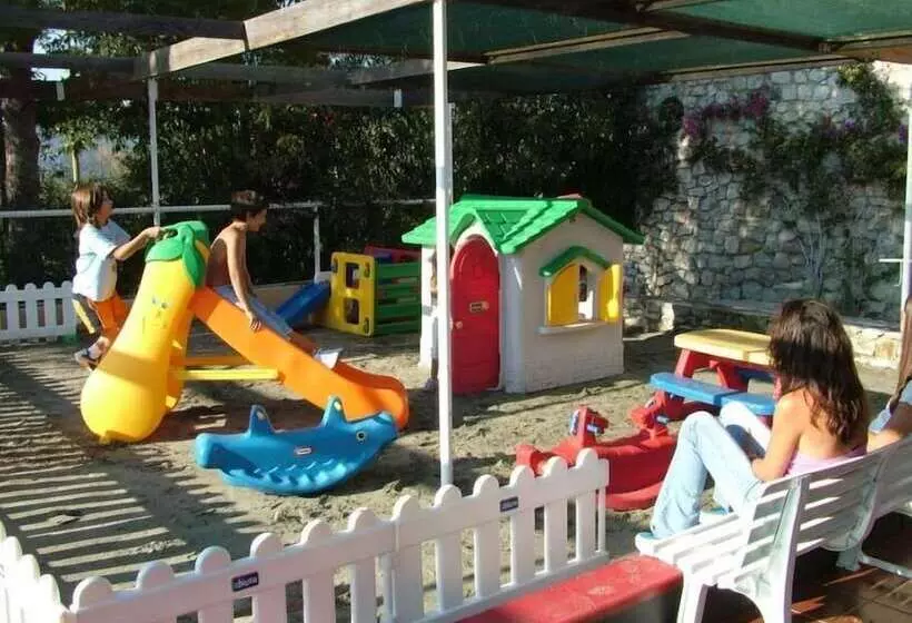 Club Hotel Marina 2