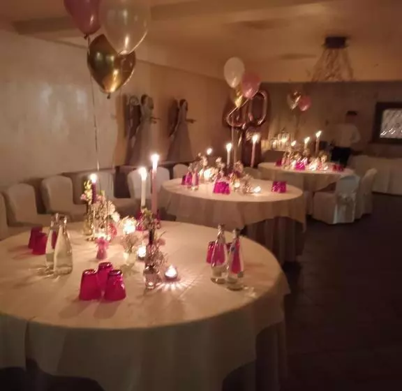 ホテル Ristorante La Bettola