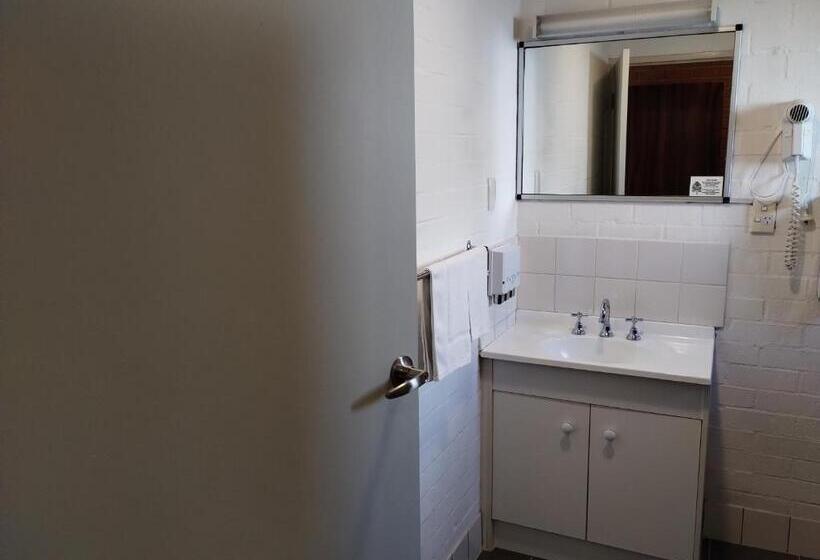Junction Motel Wagga