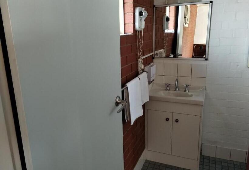 Junction Motel Wagga