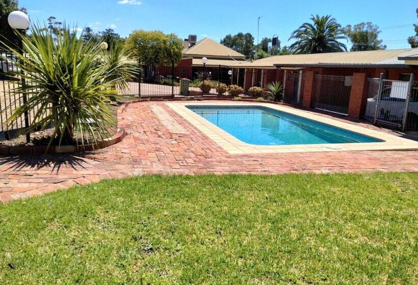 Junction Motel Wagga