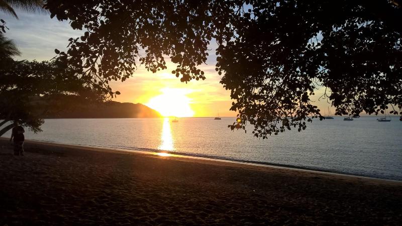 Magnetic Island Bed And Breakfast