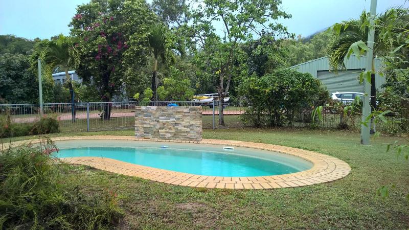 Magnetic Island Bed And Breakfast